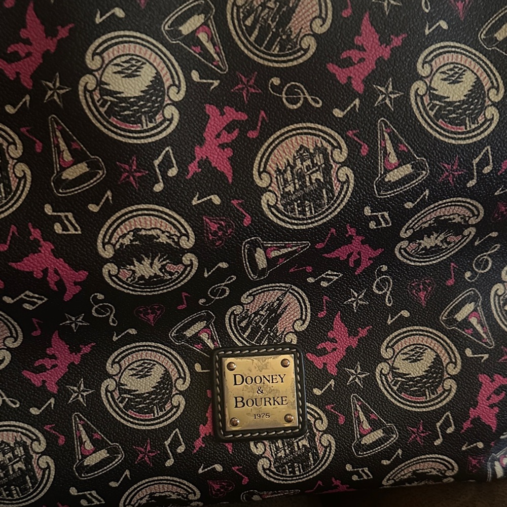 Dooney & Bourke Disney Park Black and Pink Iconic Print 2016 Rare Tote Bag